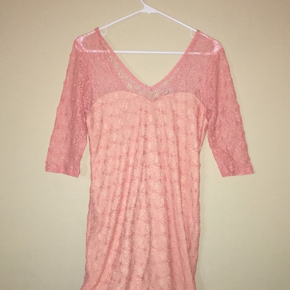 Lace pink dress!